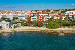 Гостиница Apartments by the sea Petrcane, Zadar - 3275  Петркане